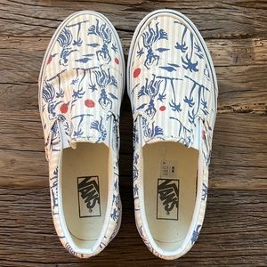 Vans slip on shoes unisex womens size 10 or Mens size 8.5 USA
